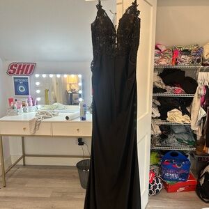 Black Lace Small Prom Dress